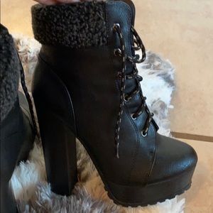 Black booties 7.5